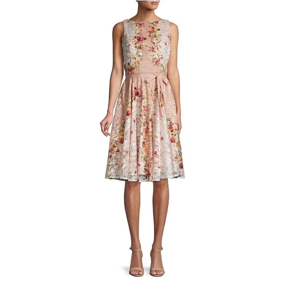 Gabby Skye  Floral Lace Fit-&-Flare Dress size 6